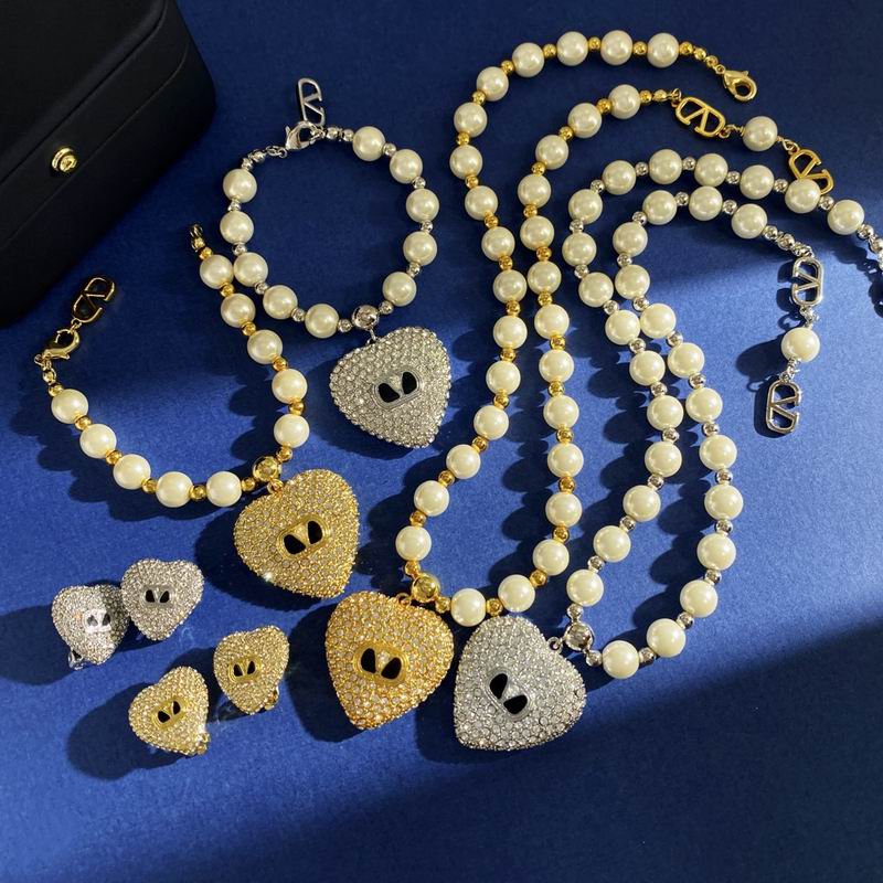 Valentino suits 03yxh16